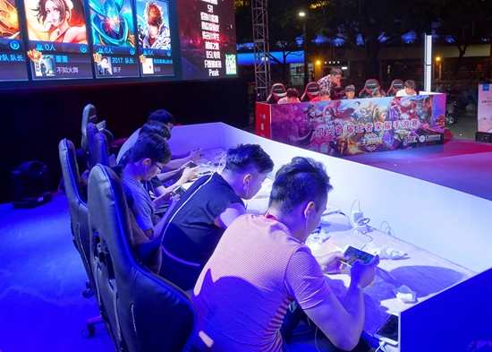 数据里程碑：Crisp即将700出场 369距离1500击杀成就仅差12次