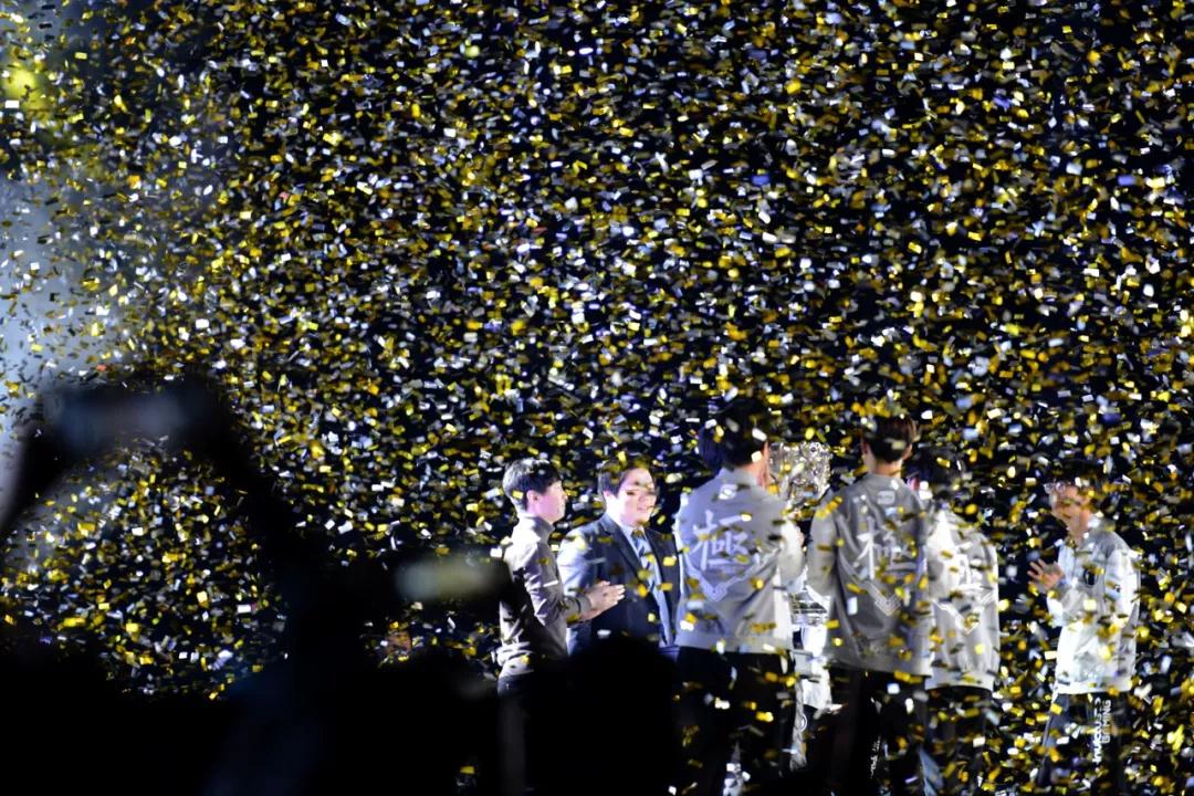 Falcons , FaZe, aurora , 和 FURIA Esports 距离 FISSURE Playground 2 资格赛仅一步之遥